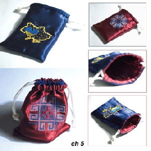Embroidered Reversible Pouch (Blue/Claret)