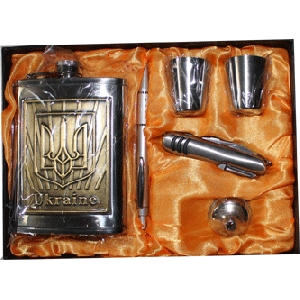 The Hip Flask Classical Gift Set 8