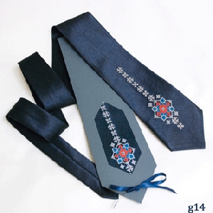 Women's Tie 11