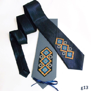 Women's Tie 10