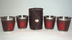 Travel Set 4 Shot Glasses In Leather Case 2